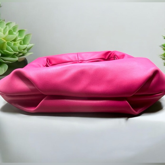 NWT MSRP $108 French Connection Brie Medium Shoulder Bag in Raspberry Sorbet - Picture 3 of 8